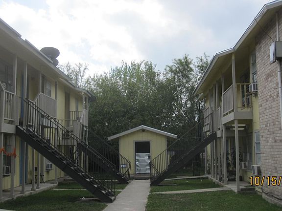 2nd image of 1640 W Woodlawn Ave APT 4