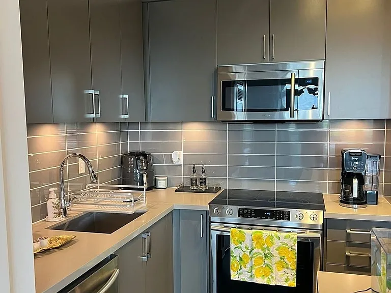 4699 Glen Erin Dr #1410 — Photo 9