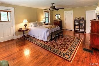 5th image of 55 Bellerive Acres