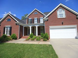 8126 Oxford Commons Dr, Charlotte, NC 28277