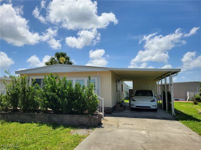 5502 Sir Walter Way, North Fort Myers, FL, 33917