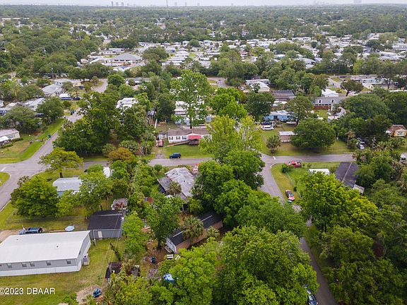 5th image of 1216 Avenue E