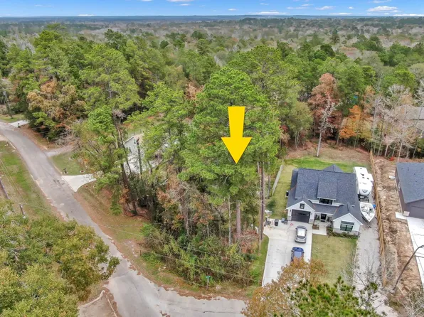 15026 Indian Hill Trl, Willis, TX 77378