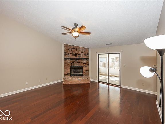 4th image of 14741 Village Park East Dr