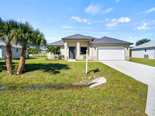 4711 Seagrape Drive, Fort Pierce, FL 34945