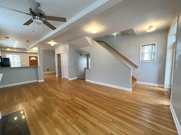 1811 W Cortland St #1A — Photo 4