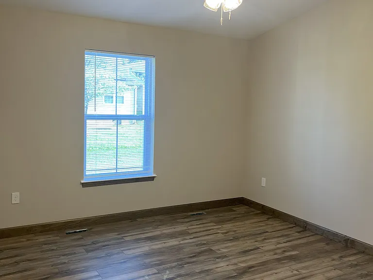 200 Pine Ridge Ct #200 — Photo 13