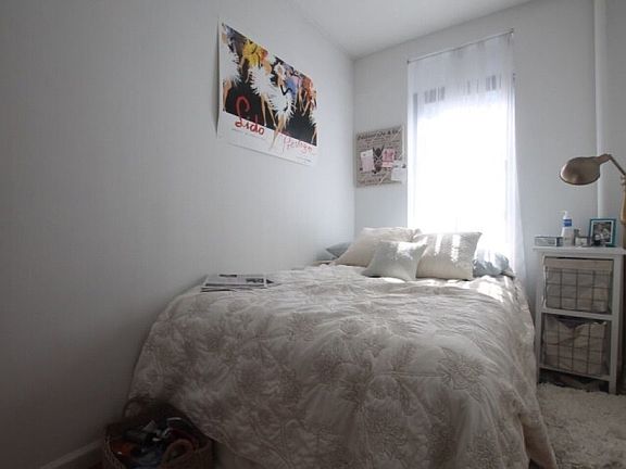 4th image of 348 E 66th St APT 32