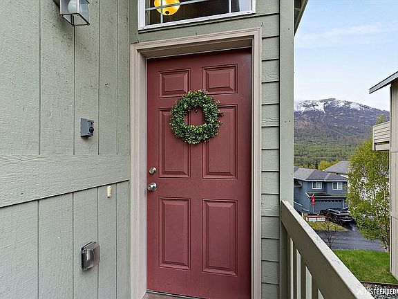 4th image of 20648 Mountain Vista Dr