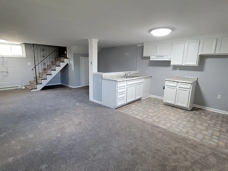 205 Carbaugh Dr — Photo 7