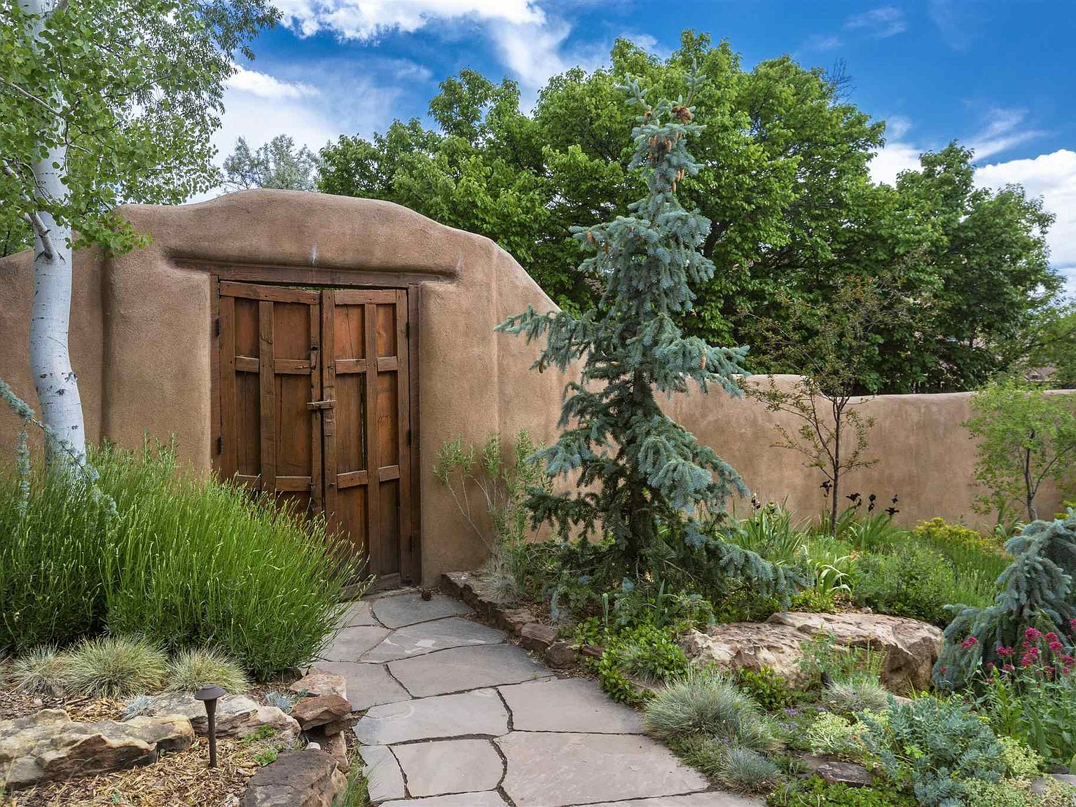 586 Camino Del Monte Sol, Santa Fe, NM 87505 | Zillow