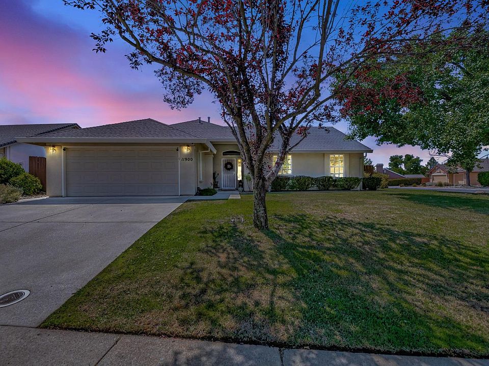 1st image of 11900 Brooke Crest Dr