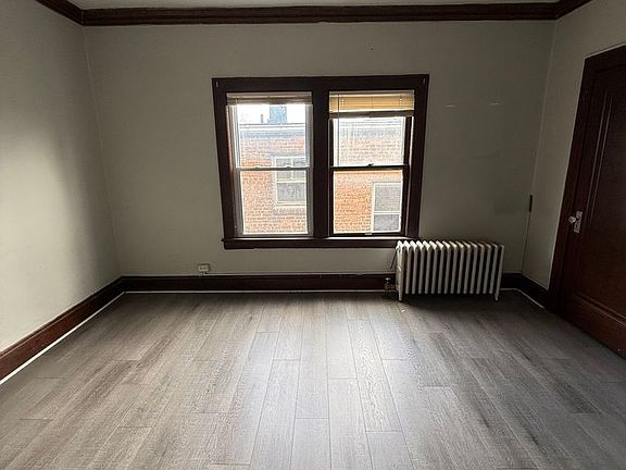 4th image of 1685 Lincoln Ave APT 9