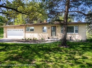 10347 Nixon Rd, Grand Ledge, MI 48837