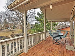 840 Cypress Point Loop, Ashland, OR 97520