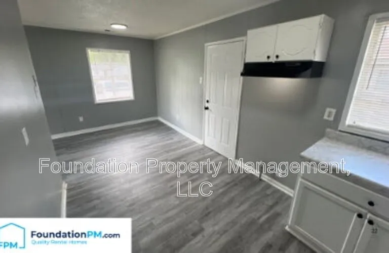 765 Marywood St — Photo 5