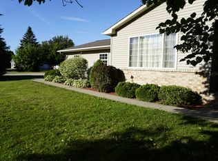 12185 Seymour Rd, Gaines, MI 48436