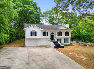 143 Stoneview Dr, Hoschton, GA 30548