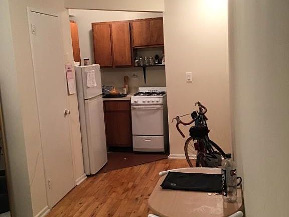 3rd image of 315 E 95th St APT 6C
