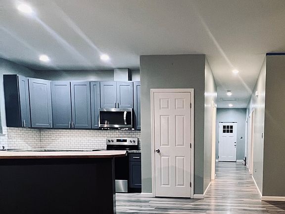 3rd image of 6016 Kingfish Dr