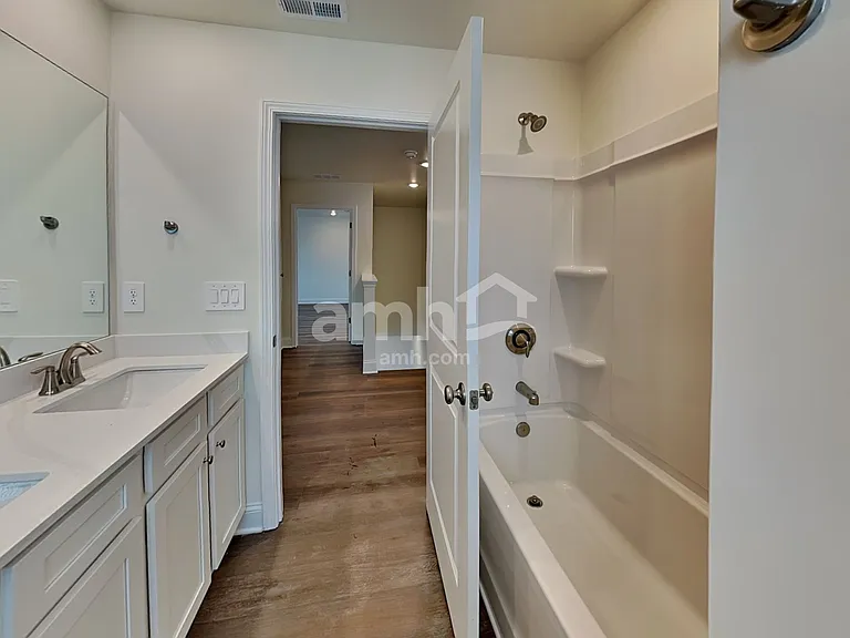 3327 Emzy Dr — Photo 17