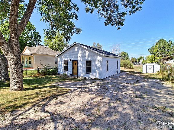 4th image of 215 11th St