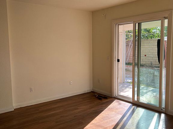 5th image of 11016 San Pascual Ave