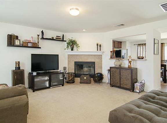 4th image of 7050 Wax Berry Dr