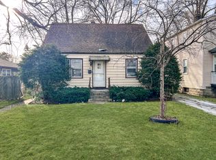 28 W 35th Pl, Steger, IL 60475