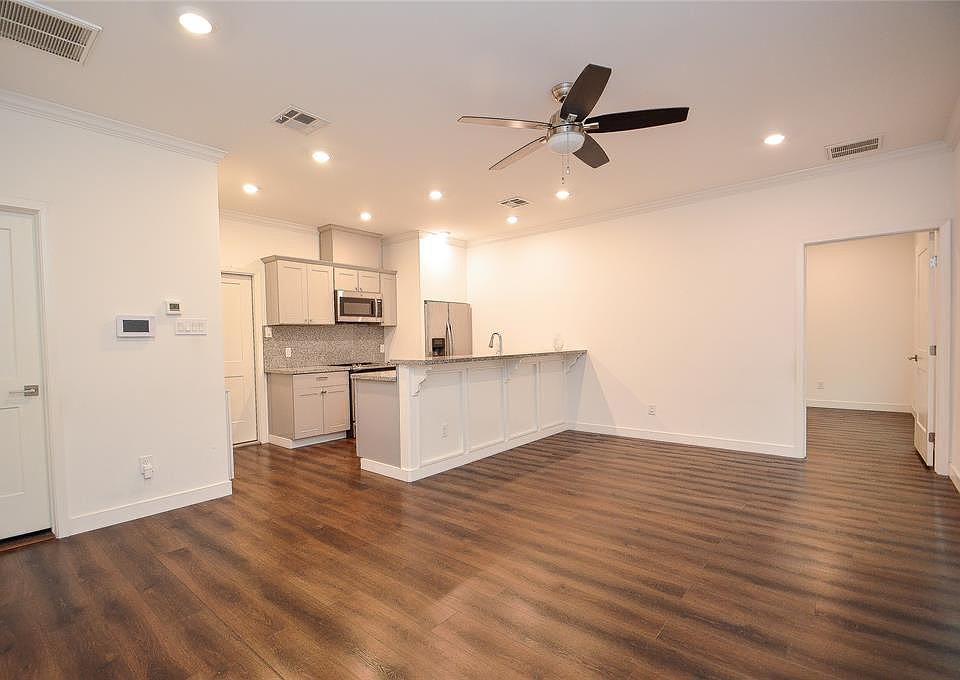 1st image of 206 Norwood St #C