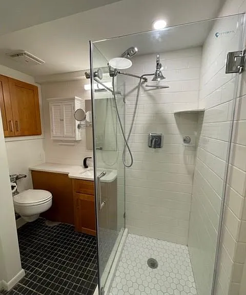 4562 Lake Ave — Photo 11