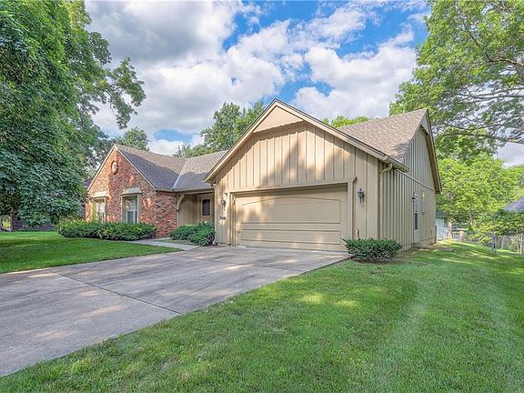 2nd image of 6424 Dearborn Dr