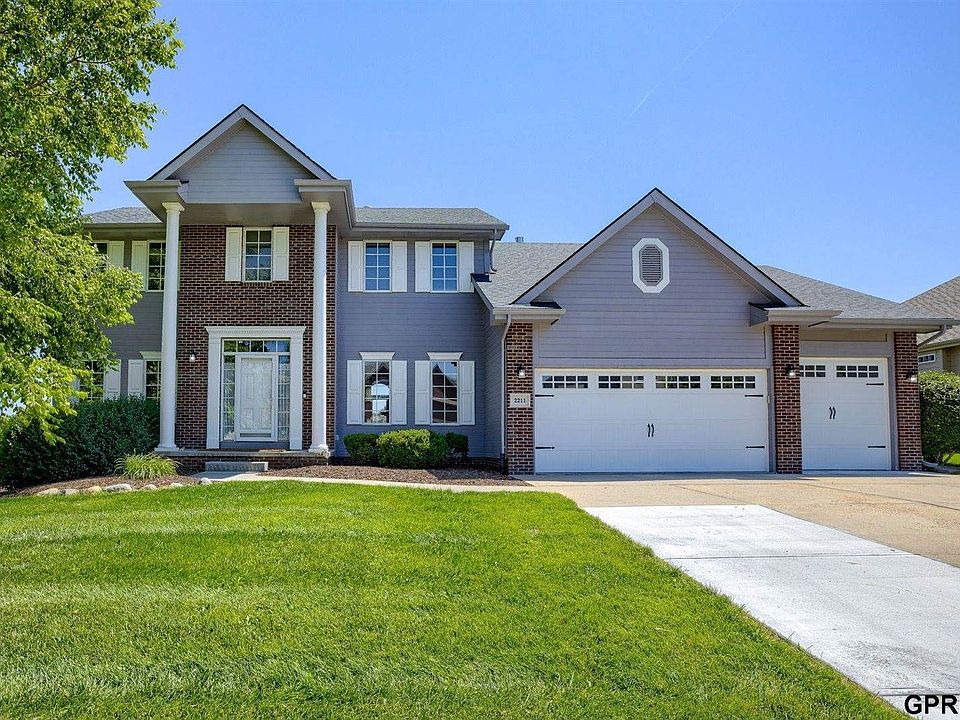 1st image of 2211 Broadwater Dr