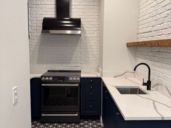 2039 11th St APT 5