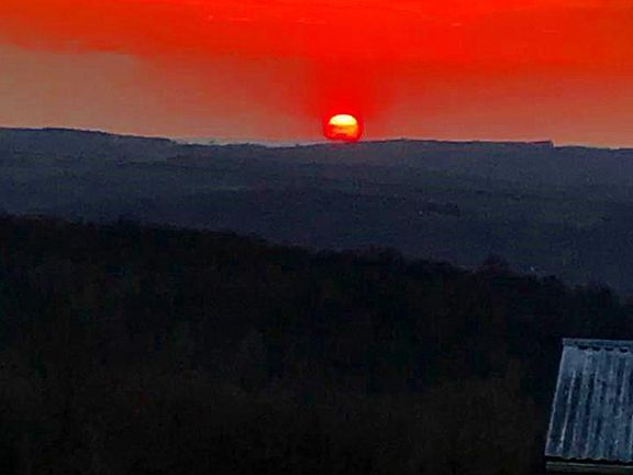 Image 2: : Amazing Sunsets