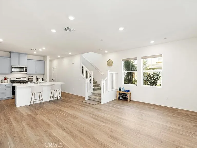 3906 E Coronado Privado — Photo 9