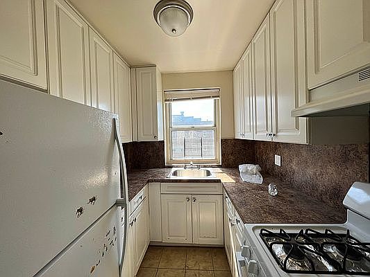 3rd image of 87-05 166th St #8K