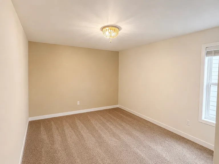 285th Pl NW — Photo 14