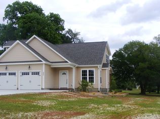 231 Topsail Watch Dr, Hampstead, NC 28443