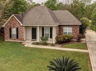 12195 Tallow Ridge Dr, Gonzales, LA 70737