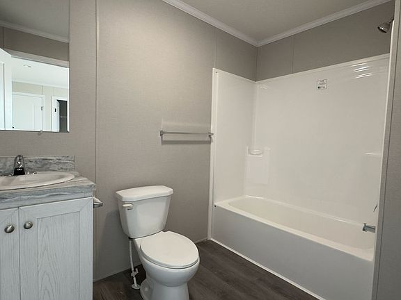 2nd image of 29936 Montmorency Dr