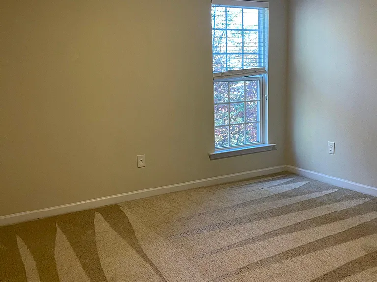 117 Inisfree Pl — Photo 9