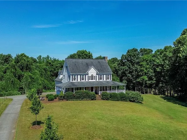 231 Laurel Creek Rd, Statesville, NC 28625