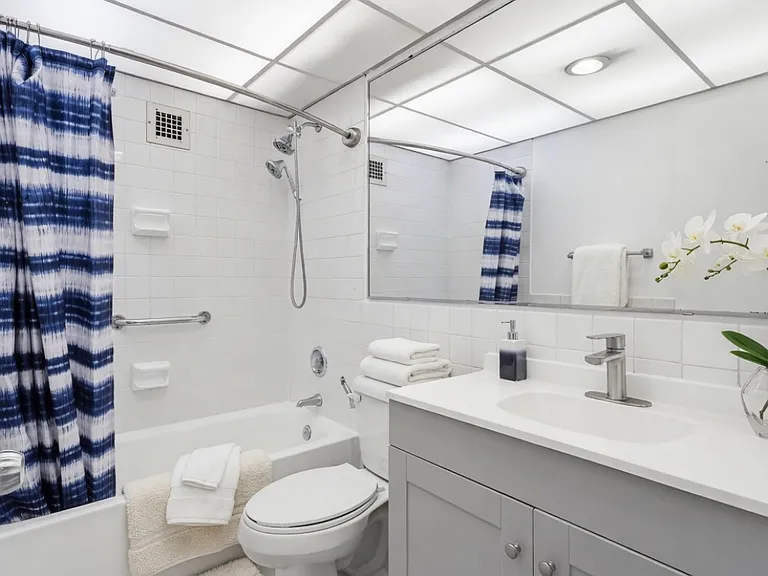 1001 City Ave #800 — Photo 9