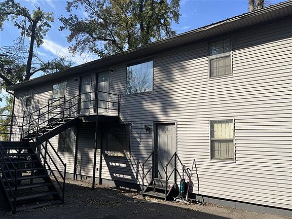 4th image of 422-426 W Jackson St #10