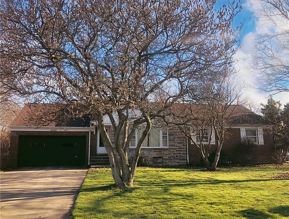 2nd image of 25872 Highland Rd