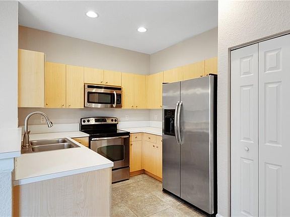 3rd image of 479 Silver Palm Way