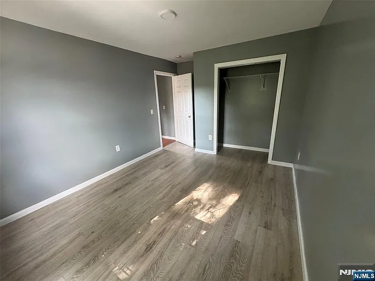 132 E Main St — Photo 7