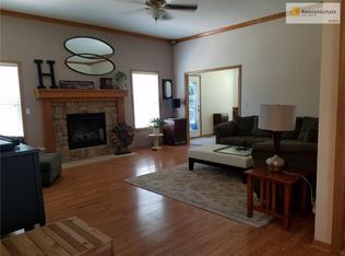 1308 Hamilton St, Pleasant Hill, MO 64080