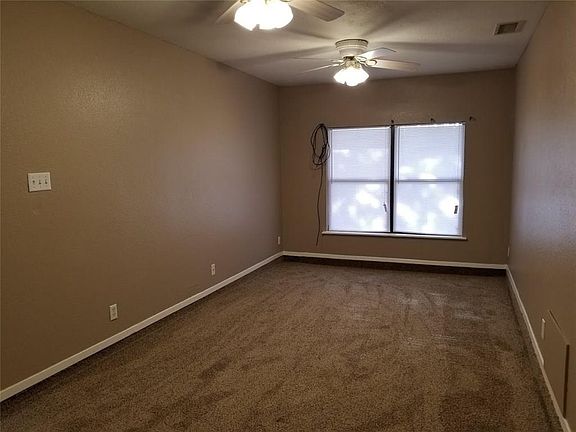 5th image of 3749 Scranton Ln
